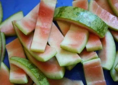 回家吃瓜图片,揭秘家庭温馨时光