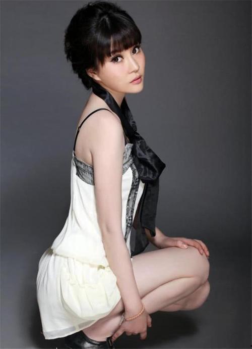 献上了一整年的吃瓜盛宴,盘点娱乐圈年度大事件