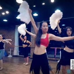 吃瓜东川舞蹈老师,舞动青春，魅力四射