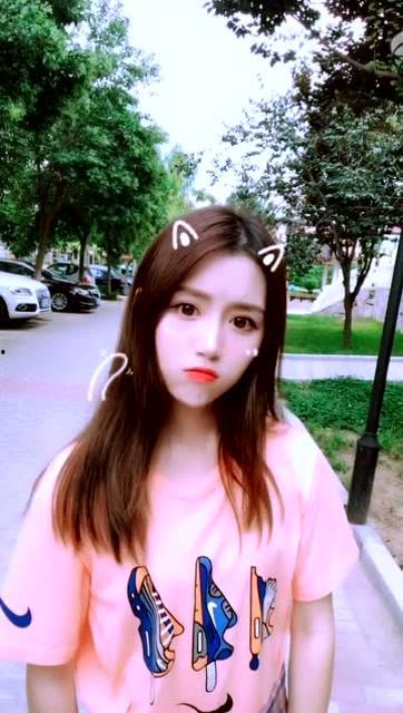 吃瓜的女生搞笑名字,揭秘那些搞笑的吃瓜女生名字背后的故事