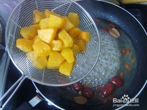 吃瓜吃辣冰糖,吃瓜解暑新时尚