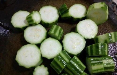 吃瓜吃籽祛湿,轻松吃籽，健康养生