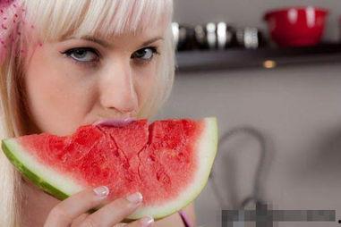 美少女长乐吃瓜,吃瓜成瘾，揭秘娱乐圈幕后风云