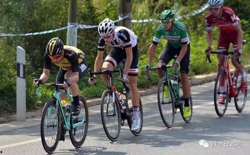 广西武鸣吃瓜,夏日炎炎，瓜果飘香，尽享田园美味