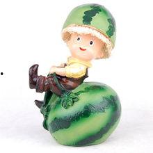 吃瓜少男摆件,揭秘吃瓜少男摆件的魅力与故事