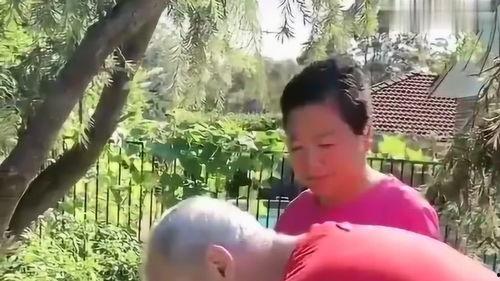 洋女婿不给丈母娘吃瓜,中西文化差异下的家庭礼仪碰撞