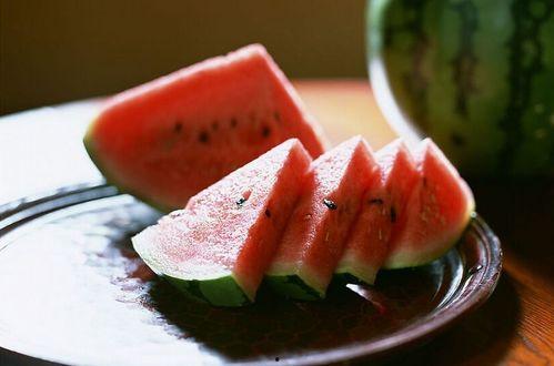 夏日吃瓜调色,调色盘上的清凉盛宴